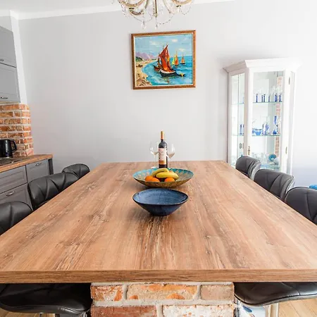 Apartament Lesna